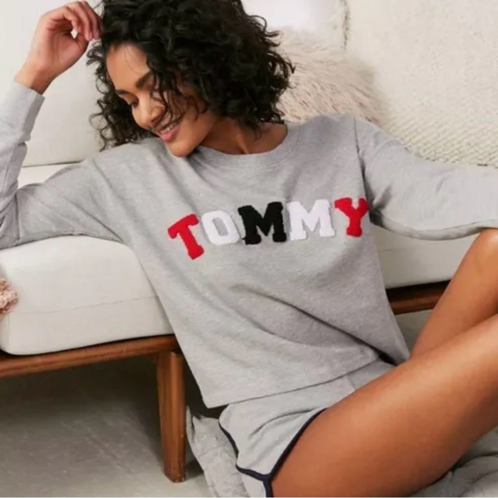 Tommy Hilfiger top